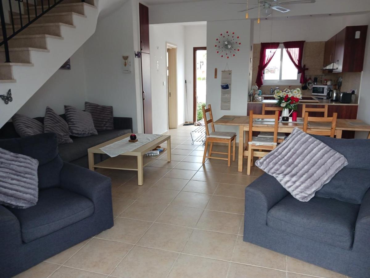 Beautiful 2-Bed House In Mandria Paphos Villa Ngoại thất bức ảnh