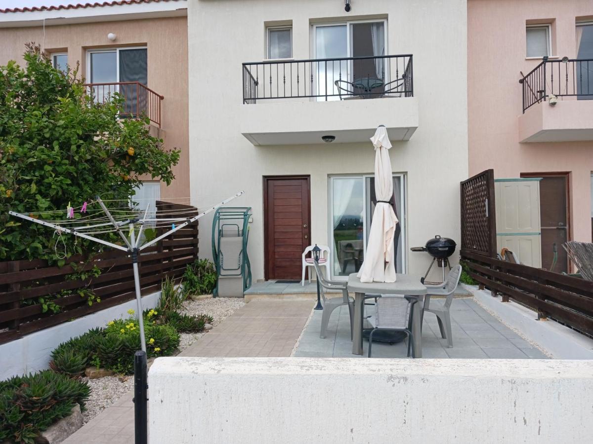Beautiful 2-Bed House In Mandria Paphos Villa Ngoại thất bức ảnh